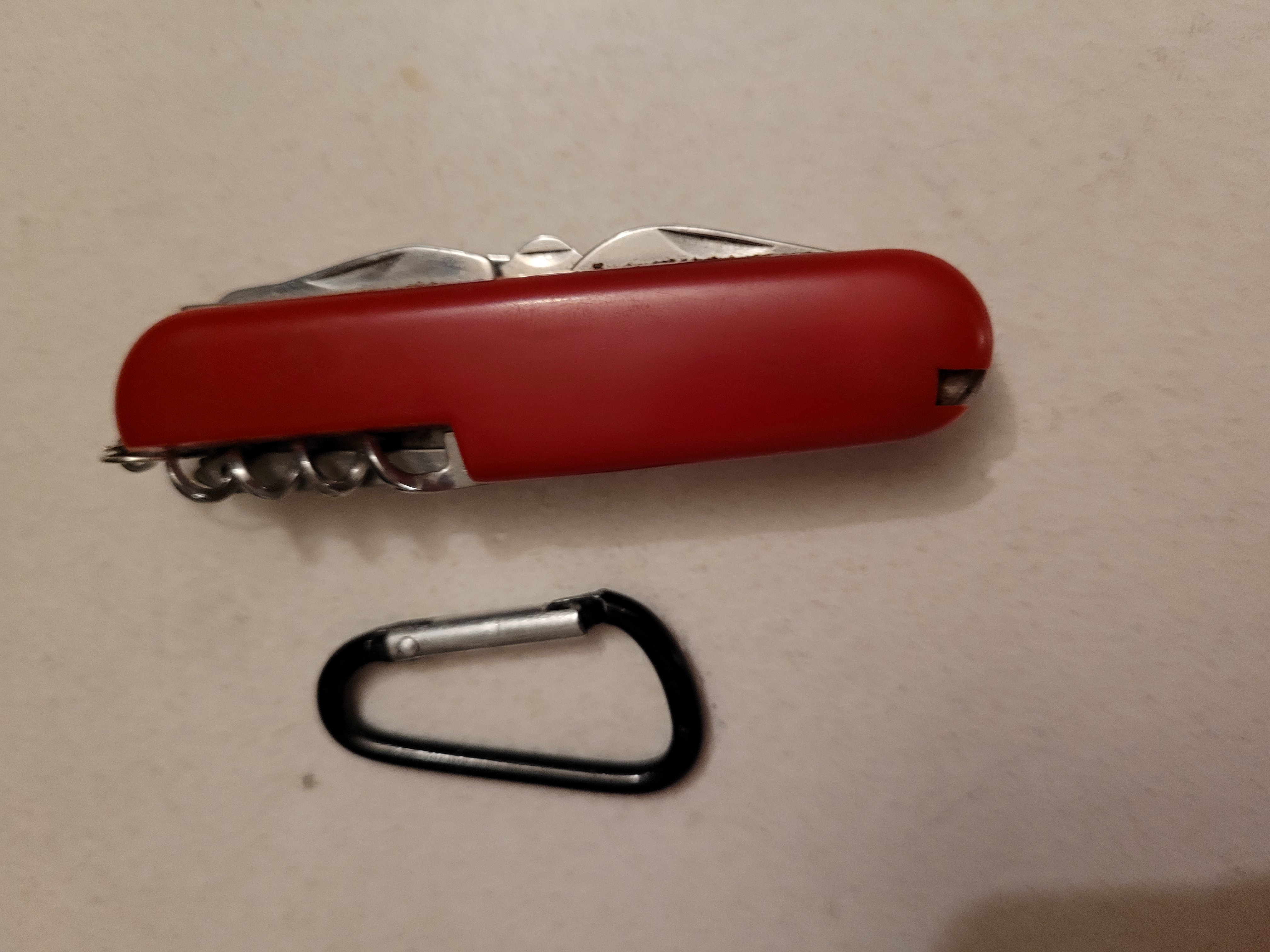 pocket knife with metal clip